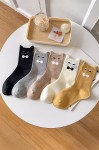 Katzensocken mit Ohren, Schnurrhaaren und Fliege