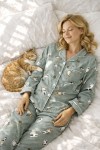 Langärmeliger Katzenpyjama grün
