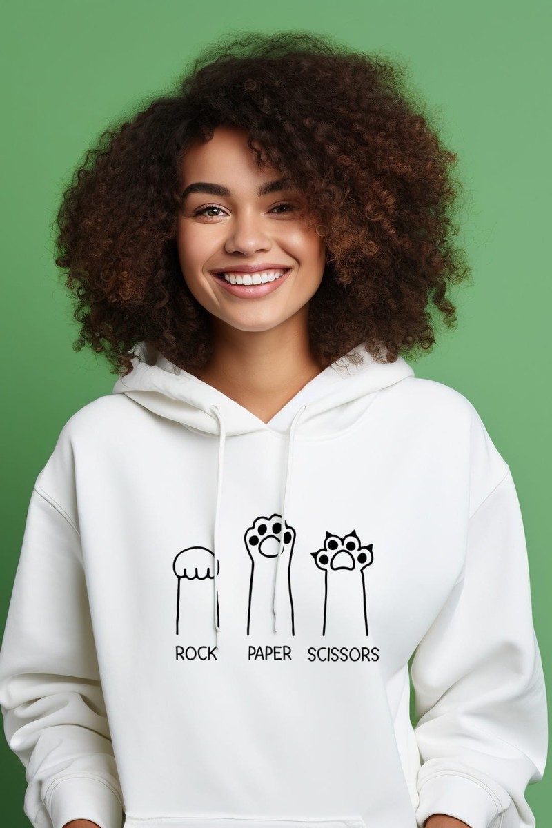 bluza łapki model.jpg