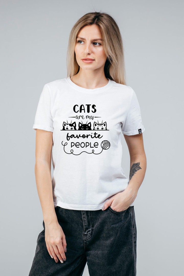T-Shirt „Cats Are My Favorite“