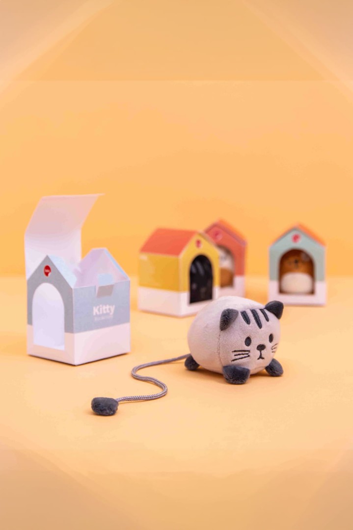 Lesezeichen aus Plüsch in Form einer Katze